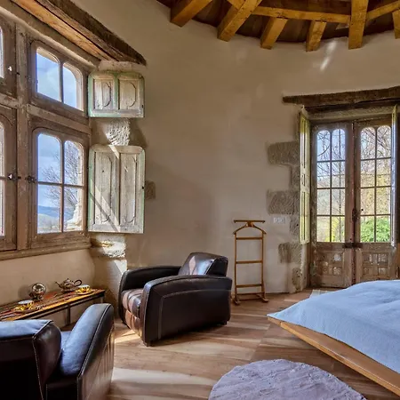 Semesterbostad Chateau De Saint Dau *