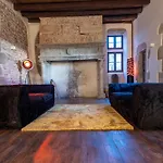 Chateau De Saint Dau