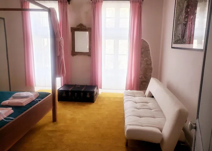 Chateau De Saint Dau Figeac