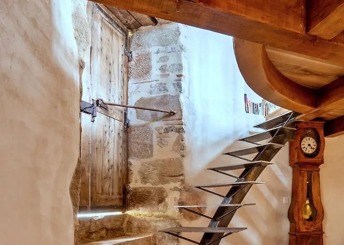 Chateau De Saint Dau